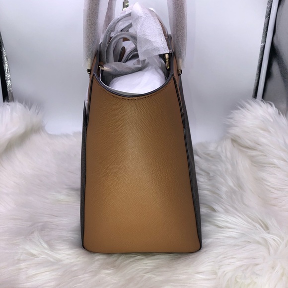 Michael Kors Emmy Large Double Handle Tote - Picture 6 of 7